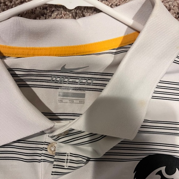 Nike Dri Fit Iowa Hawkeyes Men's XXL Polo - Picture 2 of 2